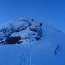 Tamokdalen har fjell og natur som er fantastisk, m. Foto: Per Hasvold. Fahrer: Harald &Oslash;verli Eriksen.