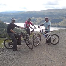 Foto: Michael Ljungdahl. Fahrer: Patrik Andersson, Henrik Hjorth, Peter Davidsson.