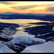 T&auml;nkte locka med lite sk&ouml;n st&auml;mning lagom till . Foto: Johan St&aring;hlberg. Fahrer: Henrik Utter.
