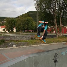 Foto: Adrian Fr&ouml;lund. Fahrer: Jonas Gustavsson.