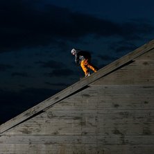 Tagen runt halv 10 p&aring; kv&auml;llen under en filmshoot. Foto: Johan St&aring;hlberg. Fahrer: &Aring;terkommer med det, Kille fr&aring;n &Ouml;sterrike.