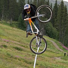 Slopestylet&auml;vling p&aring; &Auml;ngarna i &Aring;re, Kyle g&ouml;r . Foto: Kenneth Einars. Fahrer: Kyle Stright.