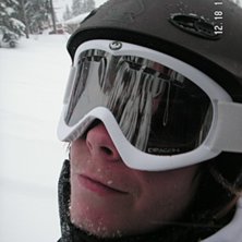 En sn&ouml;ig dag i backen.... Foto: Jens Nygren. Fahrer: Emil Blomstrand.