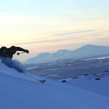 Efter att ha &aring;kt ner i tv&auml;r&aring;valvet hittade vi d. Foto: Johan Pettersson. Fahrer: Seth Gustavsson.