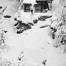 Klassiskt fotospot som hottades upp med ett dropp . Foto: Sven Hamberg. Fahrer: Kristofer Fahlgren.