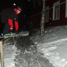 en kv&auml;ll p&aring; skolan, sk&ouml;nt rail utom att det har. Foto: Victor Sal&eacute;n a.k.a le phoque. Fahrer: Henrik Harlaut a.k.a e&amp;#039;dollo.