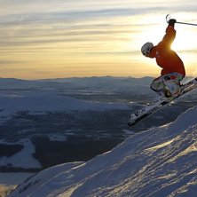 20+ p&aring; toppen, 20- i dalen. Foto: Lars H&auml;reblad. Fahrer: Max Hemmingsson.