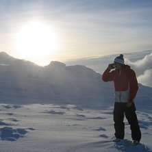 En underbar dag och s&auml;songsstart! Topptur upp p&aring;. Foto: M&aring;rten, tror jag. Fahrer: Fredrik Falkman.